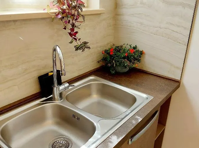 Piccolo 'deluxe & Rooms' アパートホテル ヴェローナ