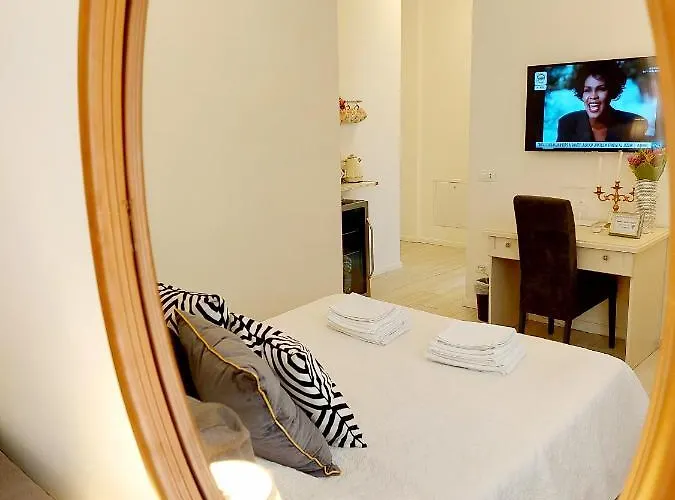 Piccolo 'deluxe & Rooms' ヴェローナ