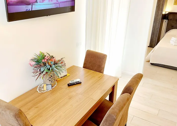 Piccolo 'deluxe & Rooms' ヴェローナ